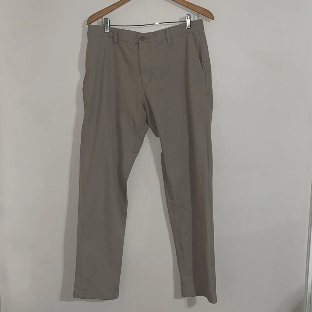 Vineyard Vines on the go pants 34x32 - Picture 2 of 9